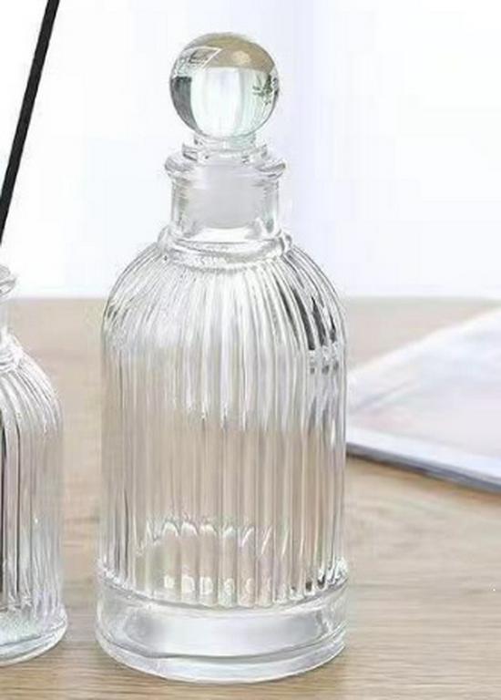 150ml Transparent Mini Glass Bottle for Liquor, Cold Brew Coffee, Fruit Wine, and Dispensing, with Sealed Two Ounce Capacity