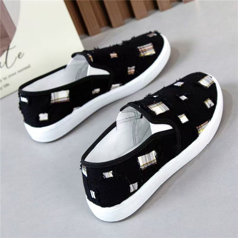 New low-top canvas shoes female student flat casual shoes sports casual board shoes lazy little white shoes