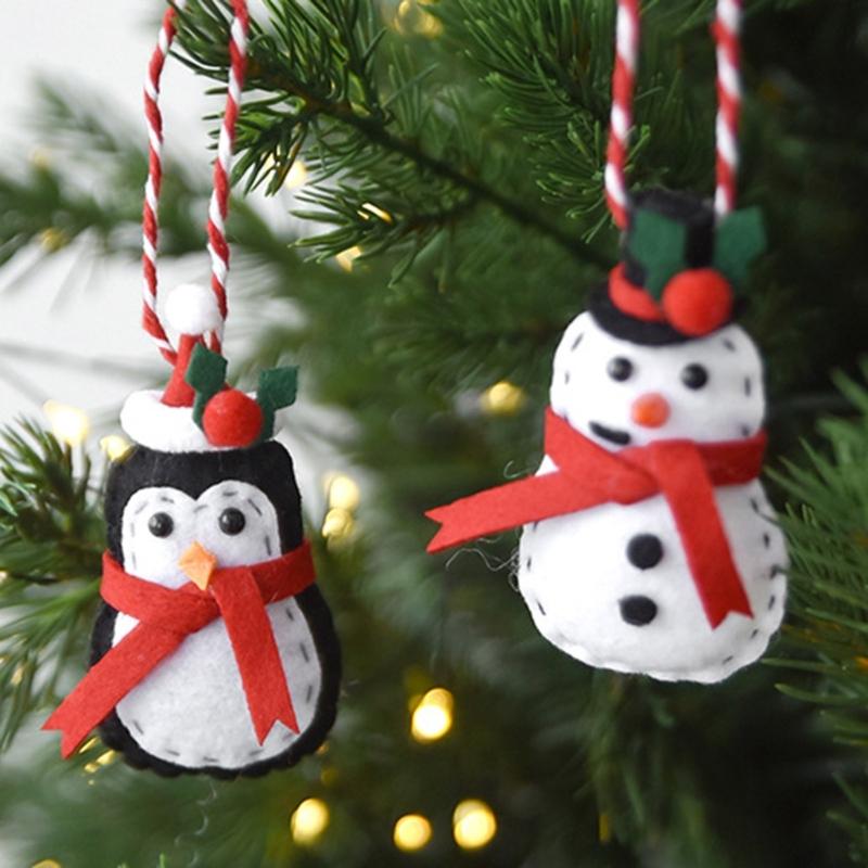 Soft Felt Christmas Tree Decoration Set, 5 Piece Holiday Tree Hanging Ornament With Pre Attached Cords for Tree, Entrydoor, and Festival Wall Display
