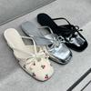 Fashion Low Heel Slippers Summer New Square Head Shallow Mouth Butterfly Knot Pearl Soft Sole Anti-slip Wear-resistant Sandals