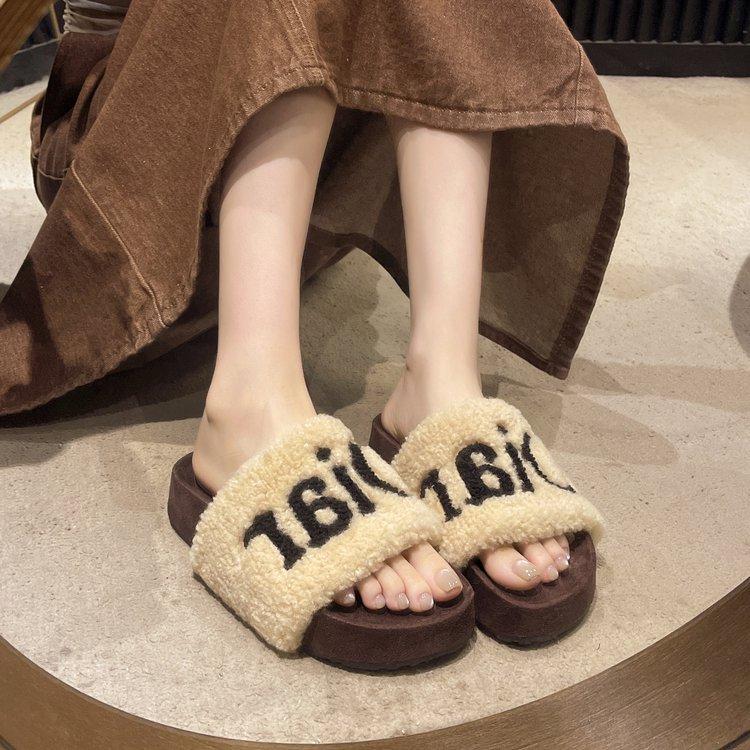 Mao Mao slippers women's outer wear 2025 new thick-soled small fragrant Mao Mao shoes high-end women's fashion foreign cotton slippers