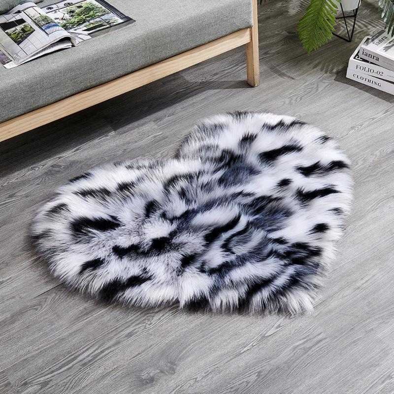 Washable Imitation Wool Plush Floor Mats for Bedroom