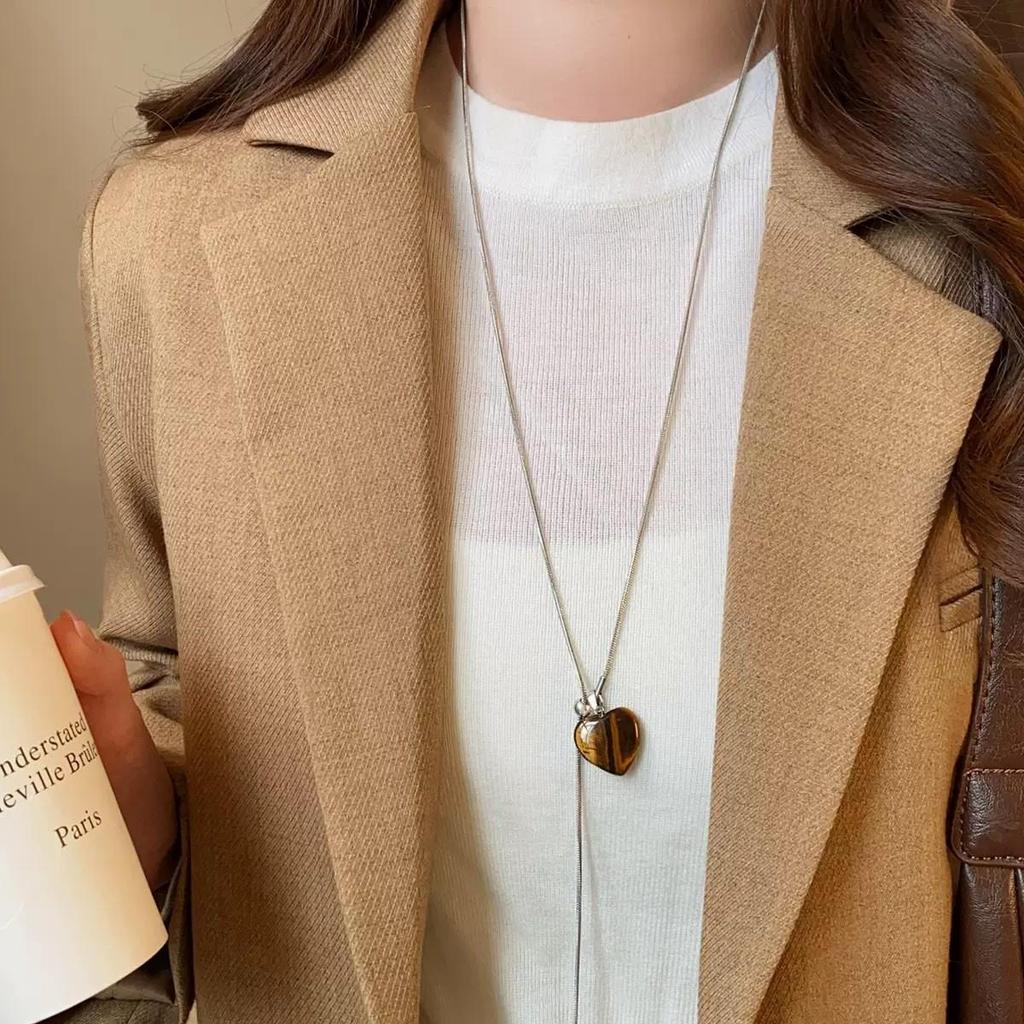 Tiger Eye Heart Pendant Long Necklace - Elegant Autumn/Winter Fashion Sweater Chain for Women
