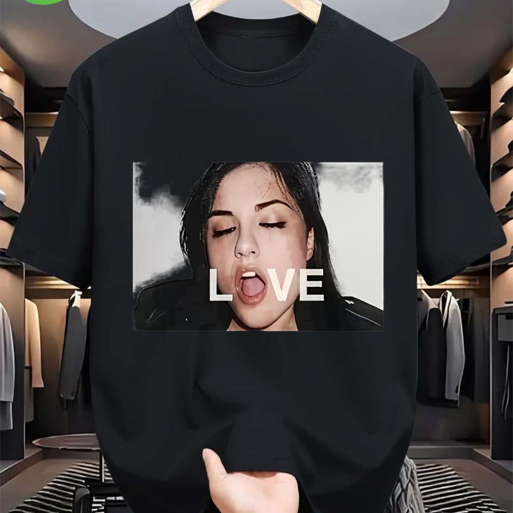 Herren Sasha Grey Liebes-Grafik-T-Shirt mit Schriftzug Lockerer Schnitt Rundhalsausschnitt Ganzjahreskomfort