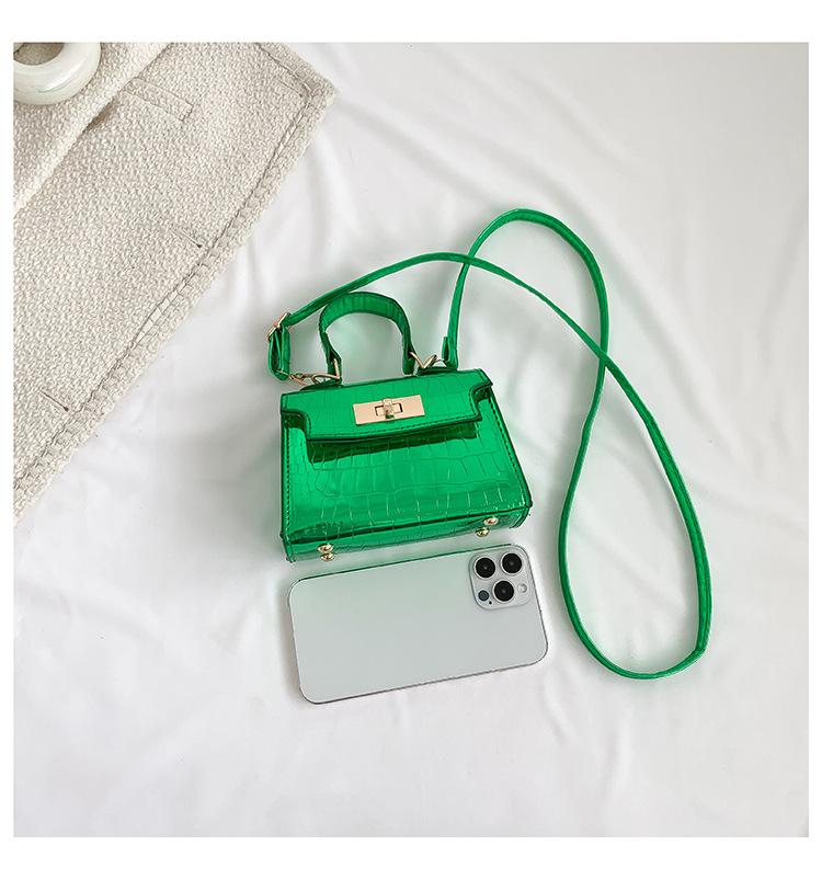 

Портативна невелика квадратна сумка з лакованою шкірою з глянцевим кам’яним візерунком Нова сумка через плече 2024 р. Червоний конверт для приміських поїздок універсальна жіноча сумка зелений