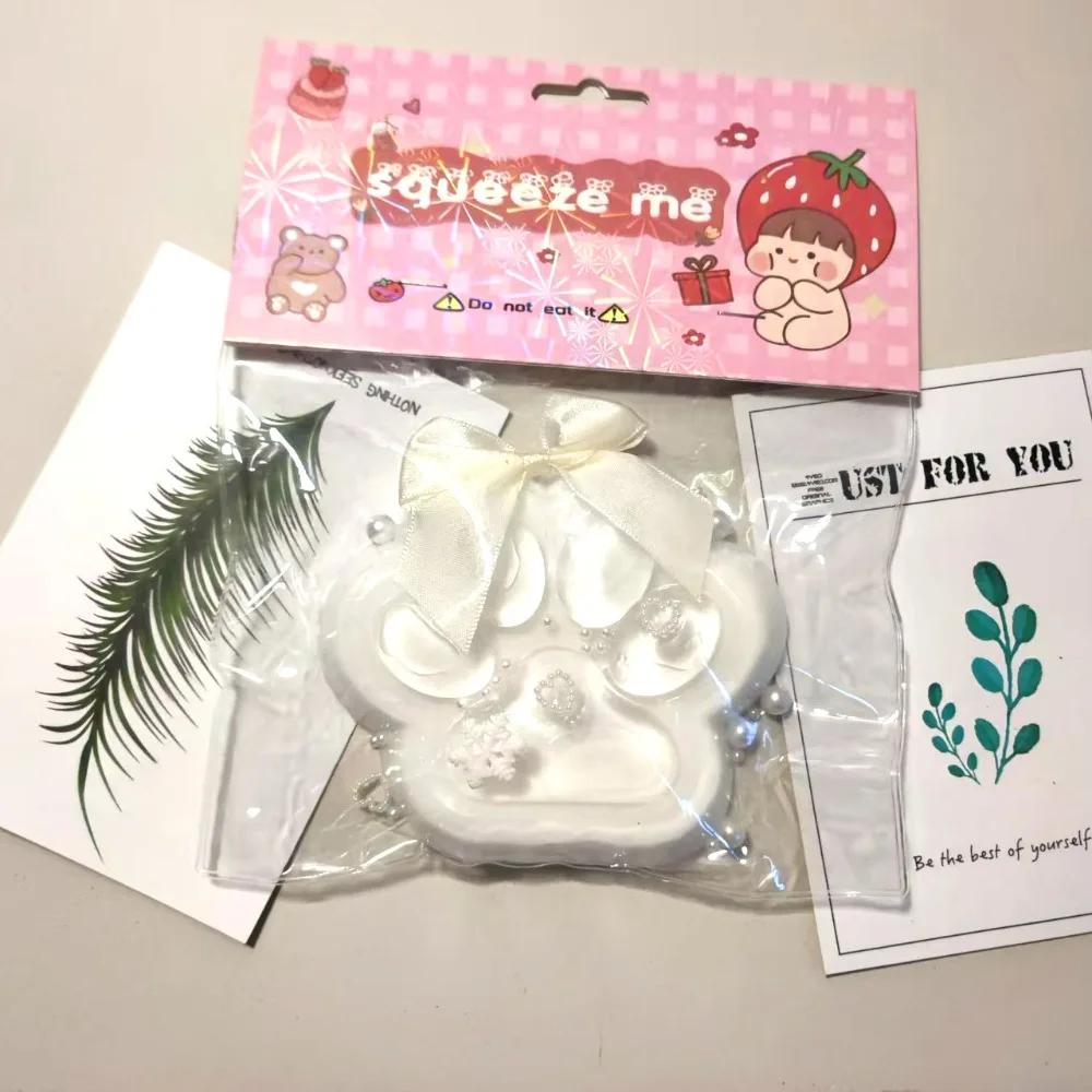 Sticky 12/14cm Squeeze Cat Paw Toys Pretty Bowknot Pinch Decompression Toy Huge Soft Stress Relief Relax Toys