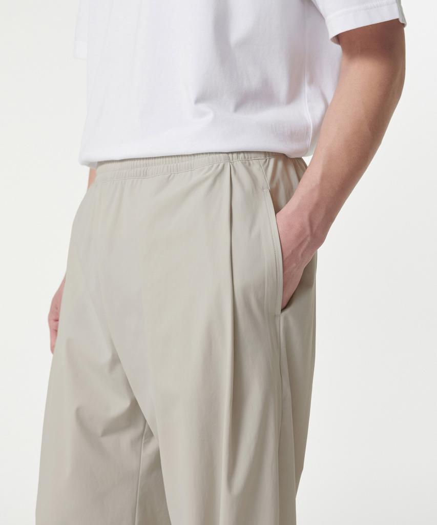 Musinsa Standard Cooling Deep Tuck Wide Elastic Waist Pants [Dusty Cream]