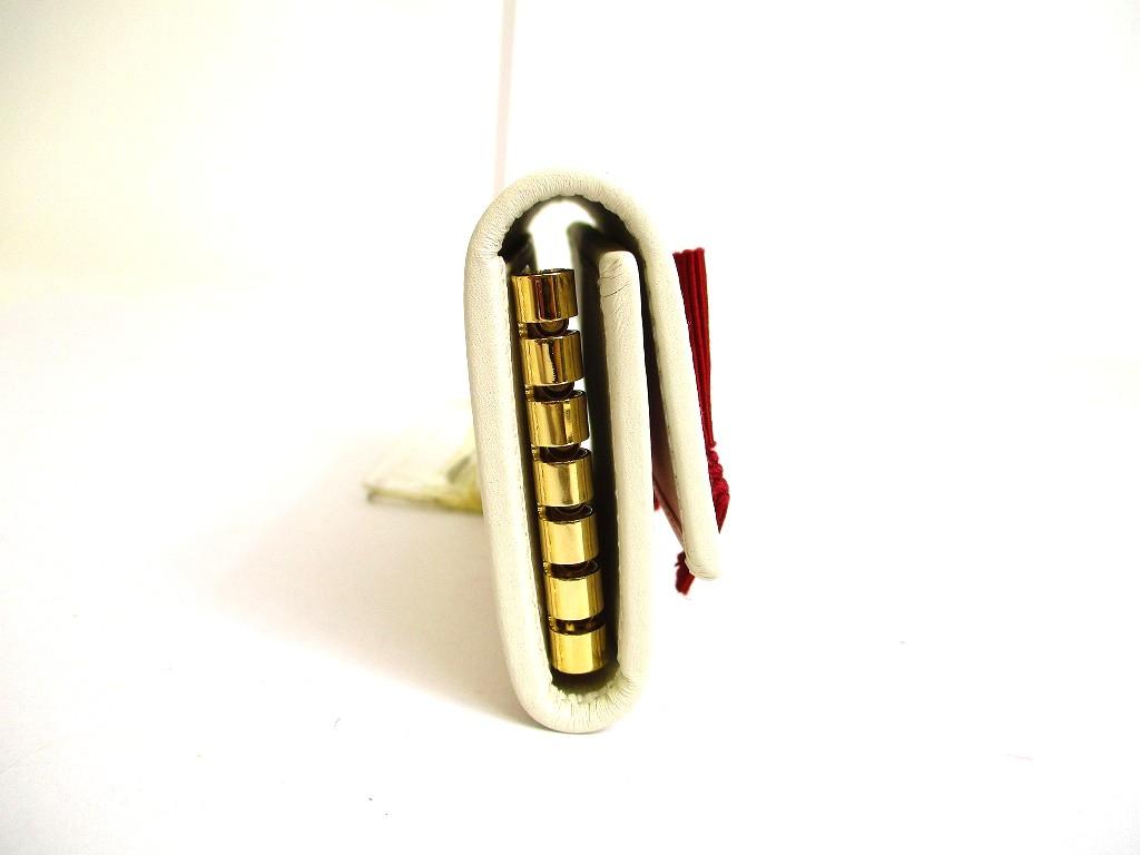 Authentic GUCCI Double G GG Ribbon Motif White Leather 6 Pics Key Chain #b103  Open box