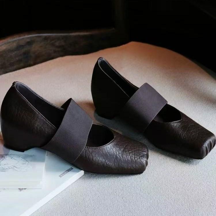 Soft leather version of minimalist ballet fashion single shoes women's autumn 2025 new super soft retro shallow mouth Mary Jane shoes