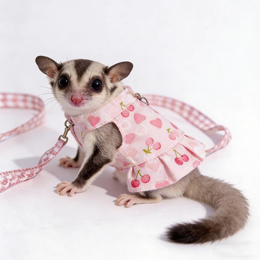 

Adjustable Ferret Harness Skirt Breathable Flower Pattern Guinea Pig Chest Strap with Strap Straps Escape-Proof Harness Suit