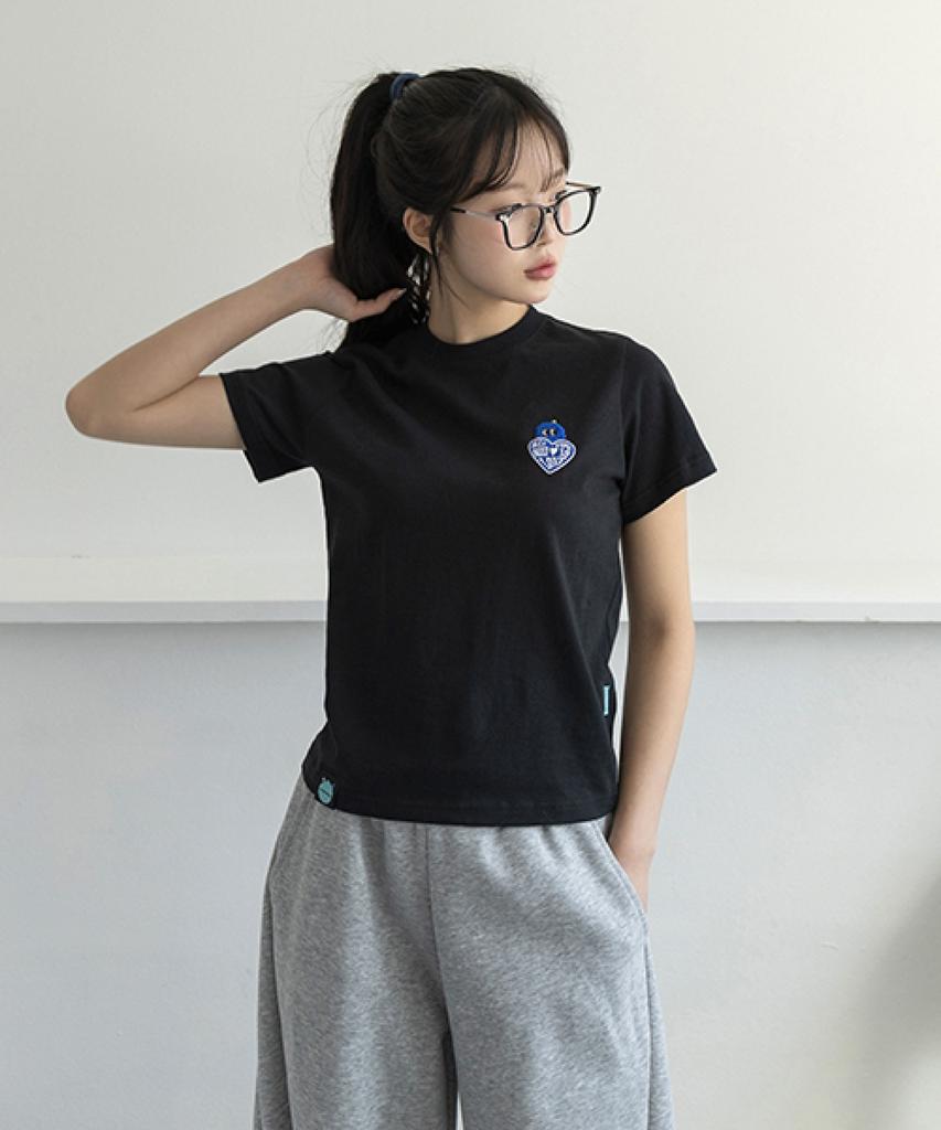 Ejeuaiwon Heart Ruri Slim Fit Short Sleeve T-Shirt