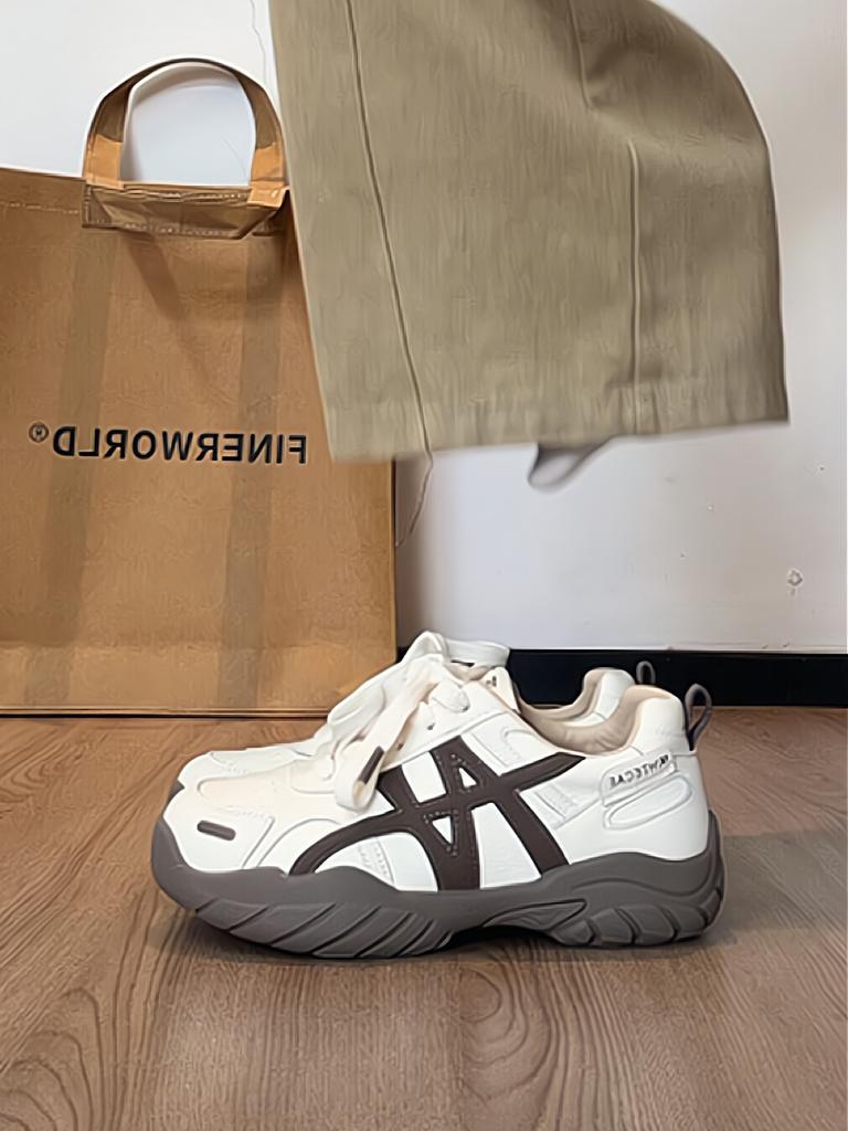 Cowhide Version Thick-soled Color Matching Women's Autumn New Breathable Sports and Leisure Board Shoes