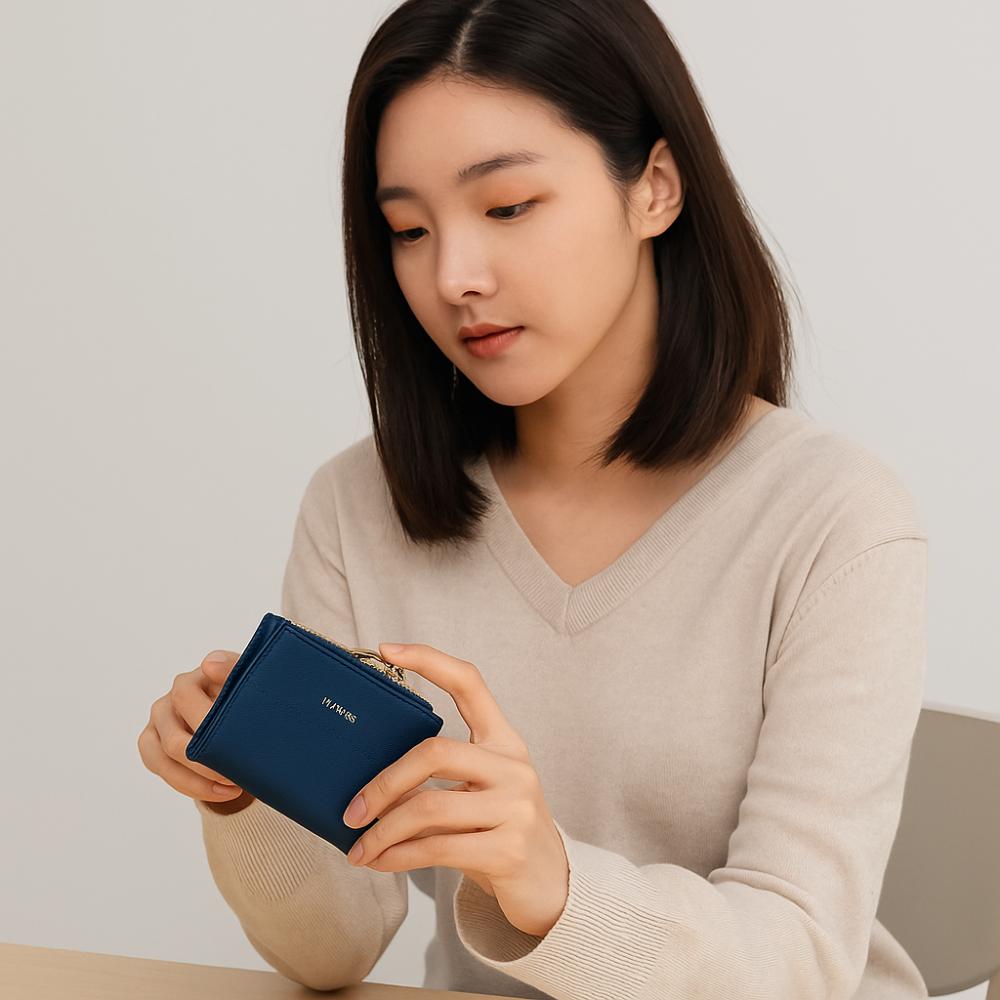 Pu Leather Business Card Holder Large Capacity Bank/ID/Credit Card Bag Women Short Wallet  Shopping