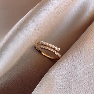 Double Layer Pearl Ring: Women's Cold Style Japanese Luxury Geometric Fashion Ring