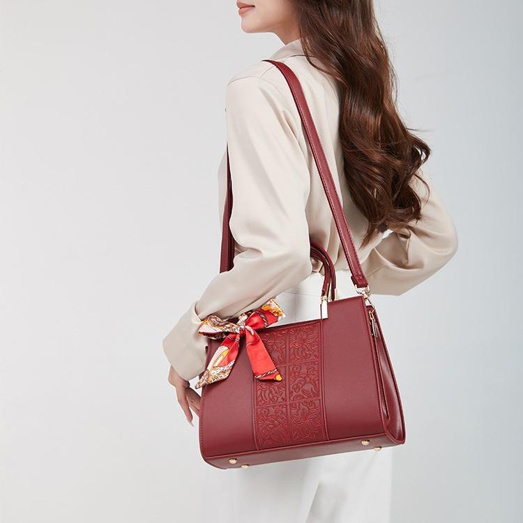 Chinese Retro Women's Handbag Large Capacity Mother Bag Gift Premium Bridal Wedding Bag