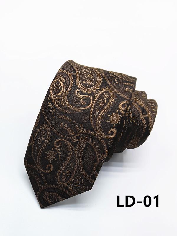Handmade Paisley Tie for Trendy Gentlemen