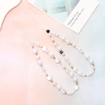 Handmade Beaded Letter Decoration Short Mobile Phone Strap with Irregular Pearl Phone Chain