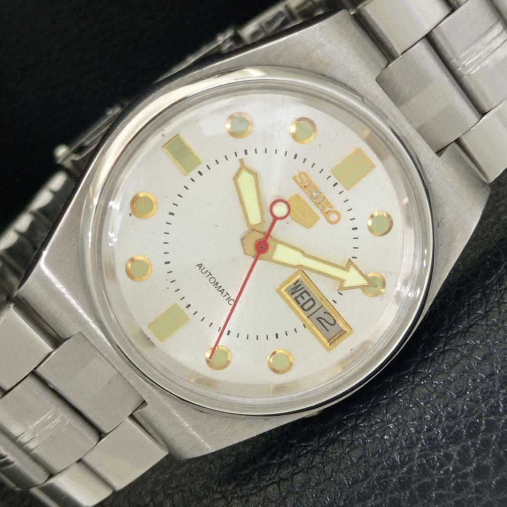 

ПОДЛИННЫЕ ВИНТАЖНЫЕ МУЖСКИЕ АВТОМАТИЧЕСКИЕ ЧАСЫ SEIKO 5 7S26A ЯПОНИЯ С СЕРЕБРИСТЫМ ЦИФЕРБЛАТОМ a702469-5 R124-a702469