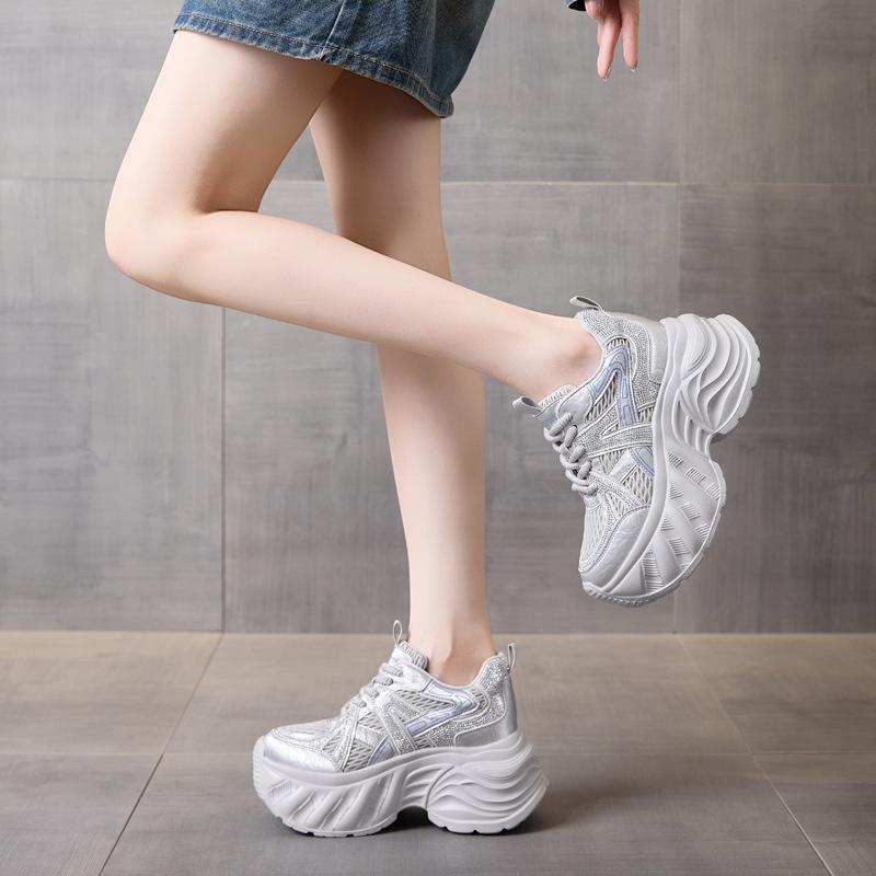 Inner heightening dad shoes women's shoes 2025 new explosive autumn breathable mesh thick-soled muffin sports and leisure little white shoes