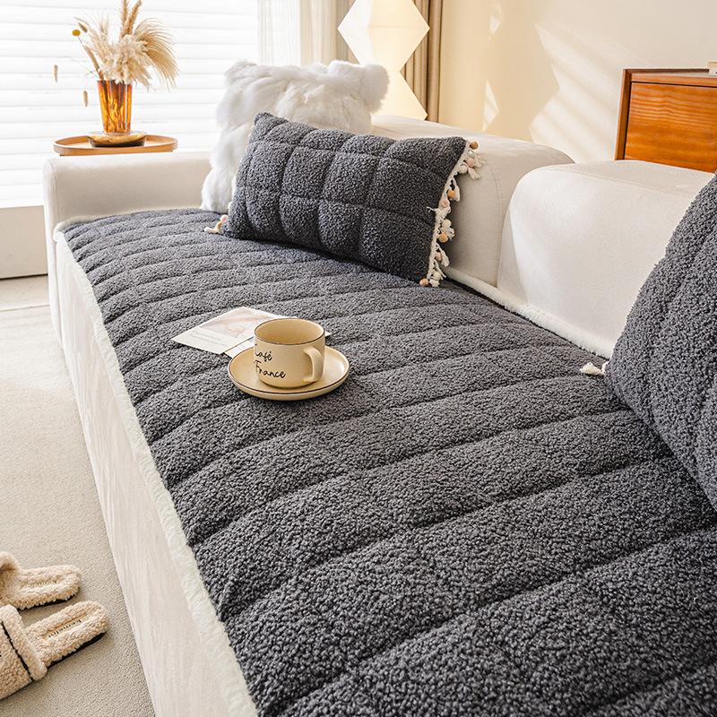 Soft and Warm Sofa Cover Cloth One-piece Laying Straight Row Anti Slip Sofa Cushion Cover Washed in Autumn and Winter Seasons