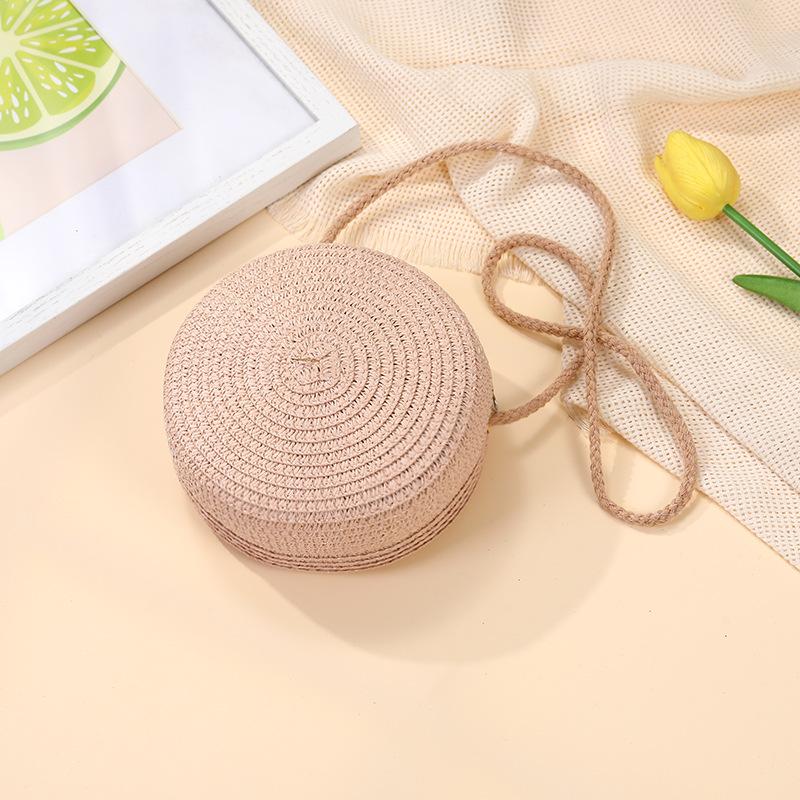 Children's bags Girls messenger bags New summer woven straw bags Seaside vacation girls round shoulder bag