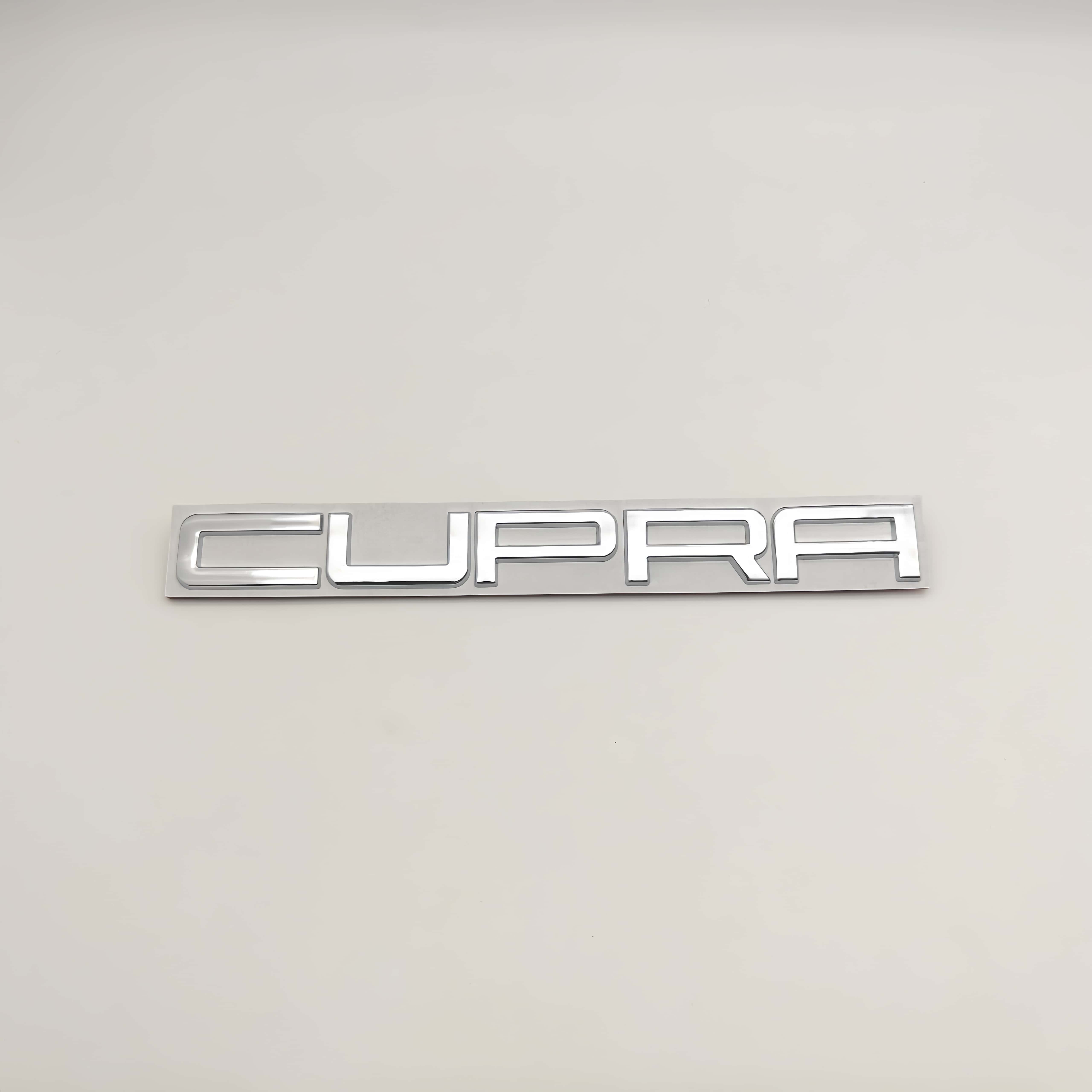 1 gab. 3D metāla CUPRA emblēmas