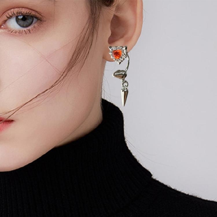 Delicate Heart Wing Ear Bone Nail Glittering Handmade Cartilage Studs Earrings With Rhinestones Jewelry For Women