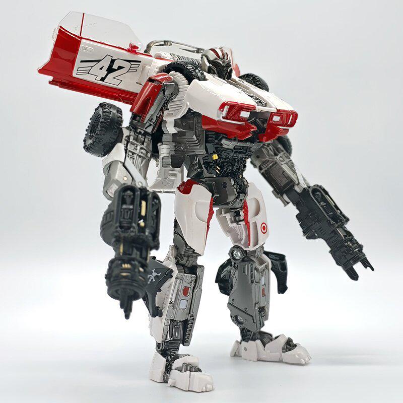 Baiwei Original Big White Warrior Transforming Car & Robot Toy Model tw1033B