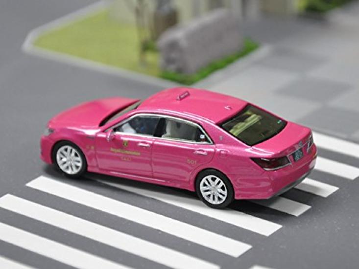 GULLIVER64 Royal Limousine Pink Crown Taxi (Gulliver 64) 1/64