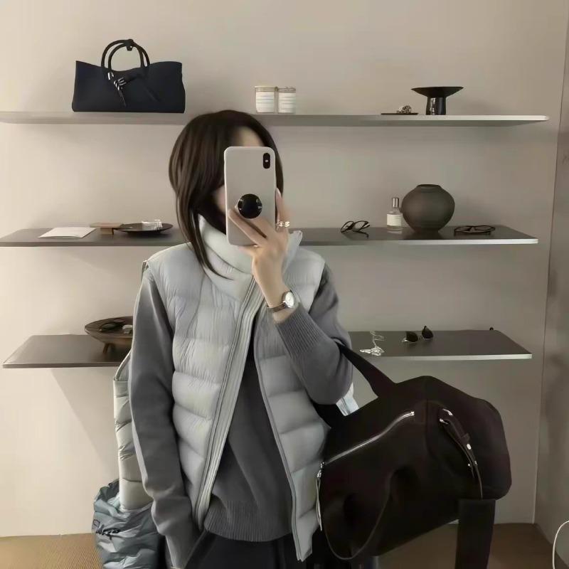 Stand-up Collar Ribs Down Jacket Vest Women, Loose and Good-looking White Duck Down Short Coat Tide