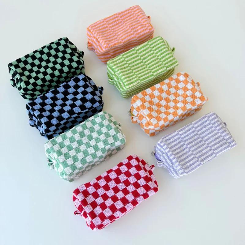 Colorful Checkerboard Plush Clutch Makeup Bag Large Capacity Cosmetic Storage Bag Skincare Organizer Toiletries Bag