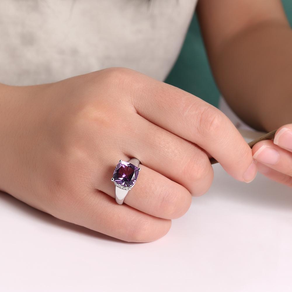 Klassisches Design 925 Sterlingsilber Damenring Natürlicher Kissen 10,0 mm Brasilien Amethyst Echtschmuck für Festival Geburtstagsgeschenke