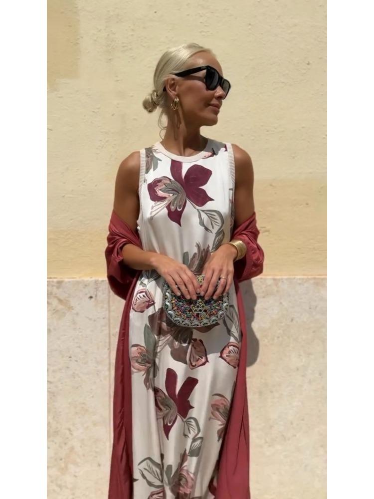 Women's Bohemian Floral Print Sleeveless Dress with Matching Long Red Cape