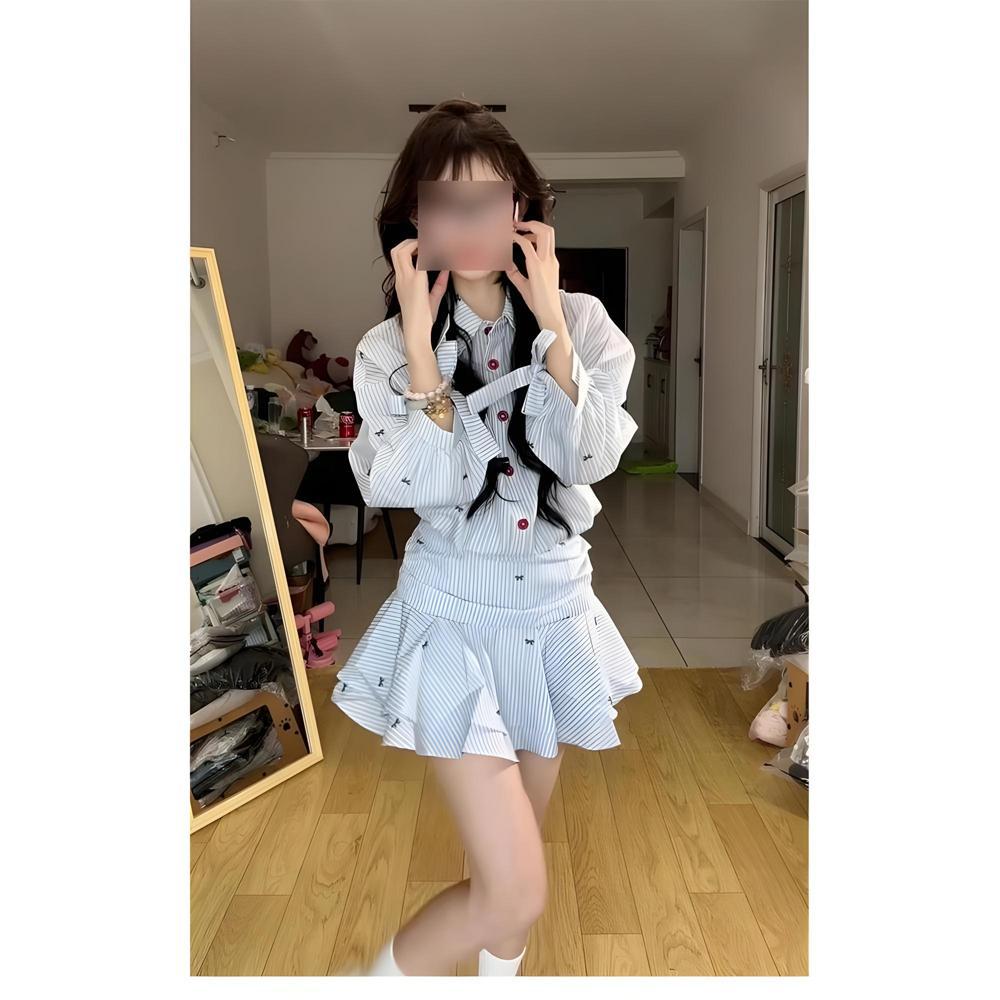 

Blue striped shirt dress women s spring new lapel mid-sleeved waist shirt ruffle pleated skirt XL- (recommended 110-60kg)