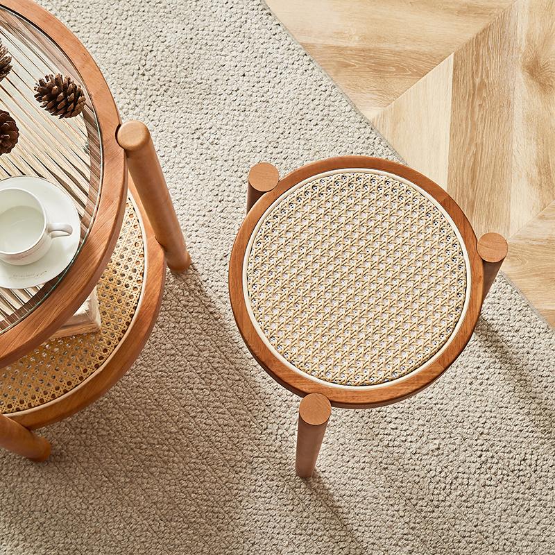 Nordischer runder Hocker aus massivem Holz und Rattan, lässiger niedriger Hocker, leichte, luxuriöse, kleine Bank aus Rattan, zum Stapeln von Schuhen