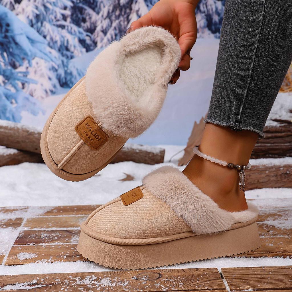 Fashion Comfort Furry Indoor Slippers Women 2025 Winter Soft Thick Bottom Fluffy Fur Mules Slippers Cotton Home Suede Slides for Woman