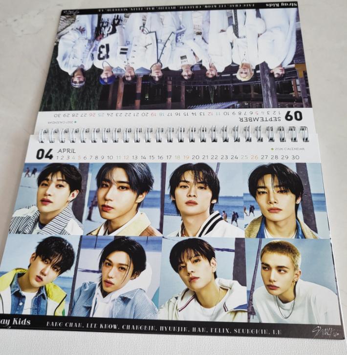 Stray Kids 2026–2027 Desk Calendar – Double-Sided Photobook Style (Random Images)