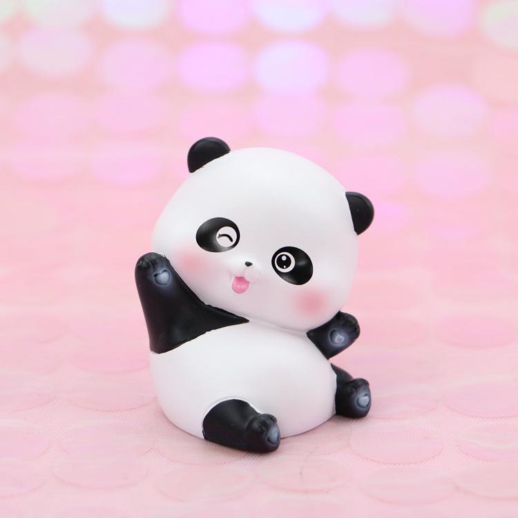 

Mischievous Panda Car Ornament: Cute Resin Cartoon Figure As Shown