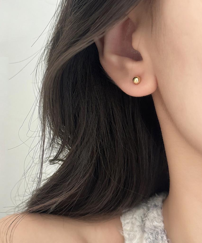 Heita Sevrin Gold Pearl Earrings