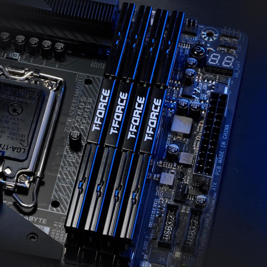 TEAMGROUP Vulcan DDR5 32GB 6000MHz CL38 Intel XMP AMD Expo Compatible Desktop Memory FLBD532G6000HC38JDC01 T-Force (2x16GB) (PC5-48000) 3.0 & Module,