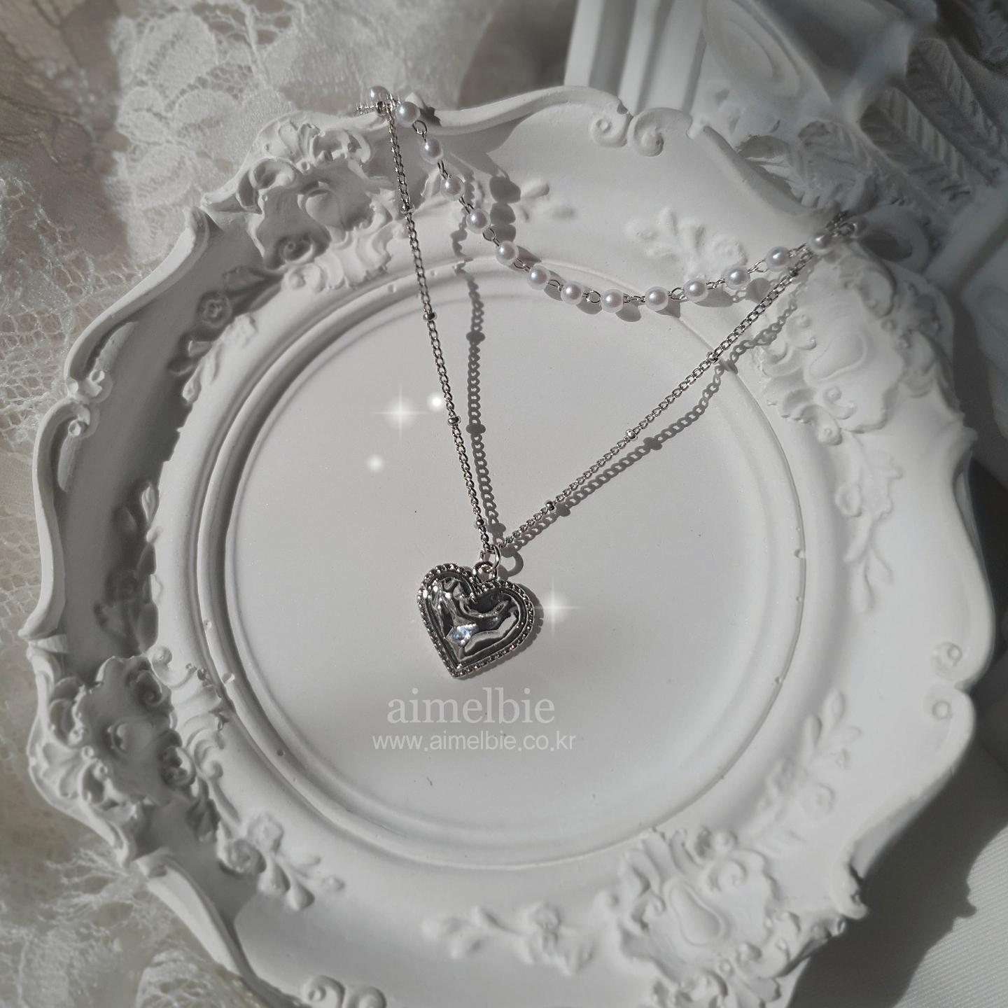 

[Ожерелье KISS OF LIFE Belle] Серебряное многослойное ожерелье со шнуровкой в ​​форме сердца