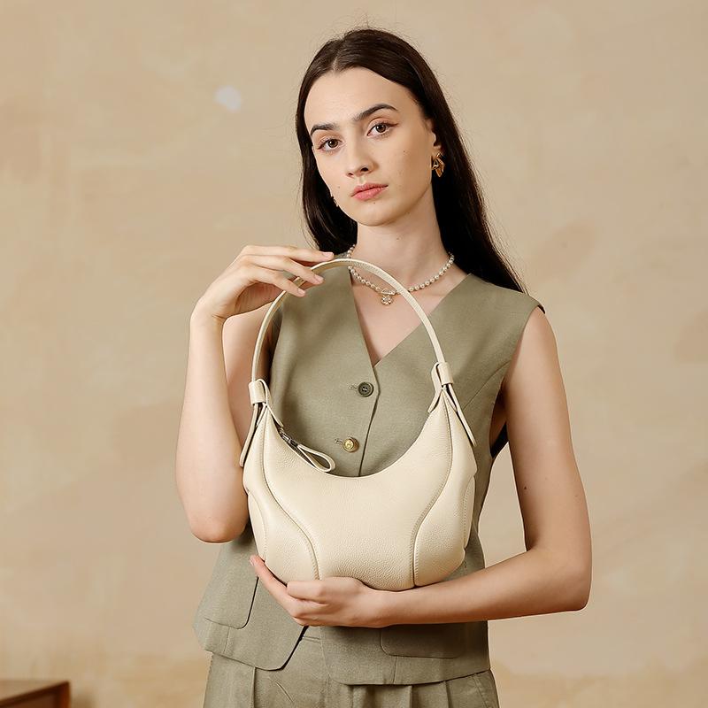 Baseball Underarm Bag, Women's Niche Retro Crescent-shaped Single-shoulder Crossbody Bag, Leather Women's Bag