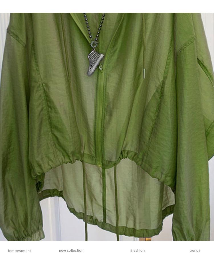 2026 Women's Lightweight Ice Silk Hooded Sun Protection Shirt - Slimming, Loose Fit for Summer