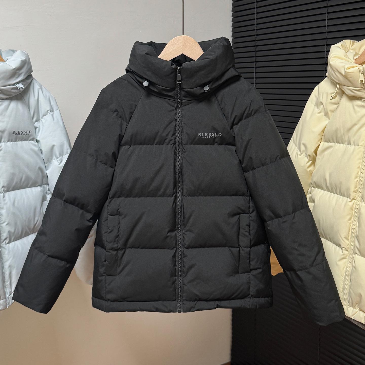 

Женская зимняя куртка-пуховик в корейском стиле для миниатюрных фигур - Короткая, Толстая, 95% белый утиный пух S for 45-52.5 kg