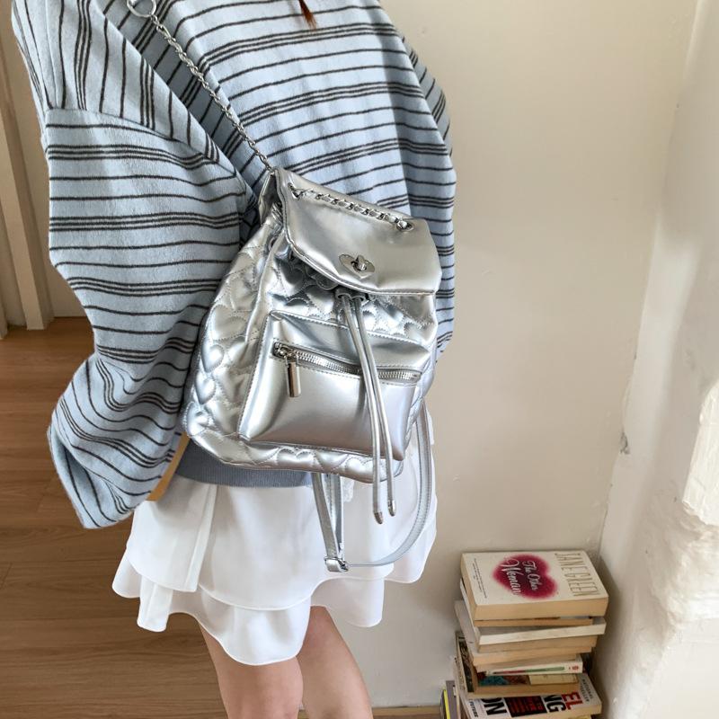 Fashion Chain Backpack Bag Women's New College Style Versatile Travel Bucket Bag Summer Small Backpack