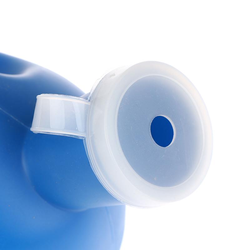 Záchodová pomůcka pro venkovní použití 2000 ml Plastový nočník pro muže a starší osoby Sběrač moči s 160cm hadičkou Přenosná láhev na moč
