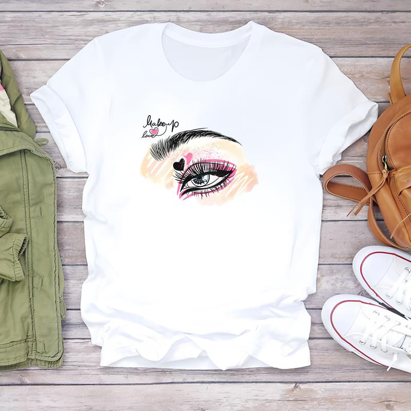 Short-sleeve summer T-shirt for women, stylish and trendy with cute printed designs.