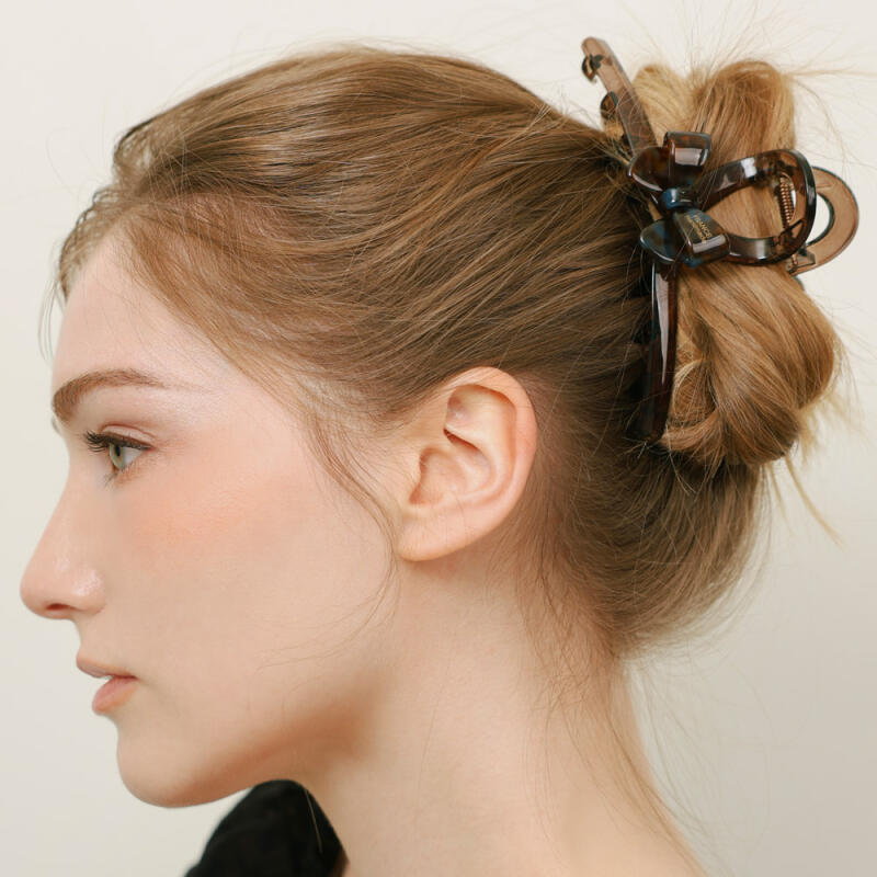 Etier French Ribbon Point Claw Clip A262 pearl white