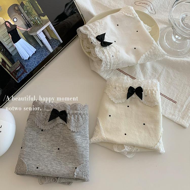 Ladies Spring and Autumn Vintage Lace Bow Pure Cotton Triangle Briefs