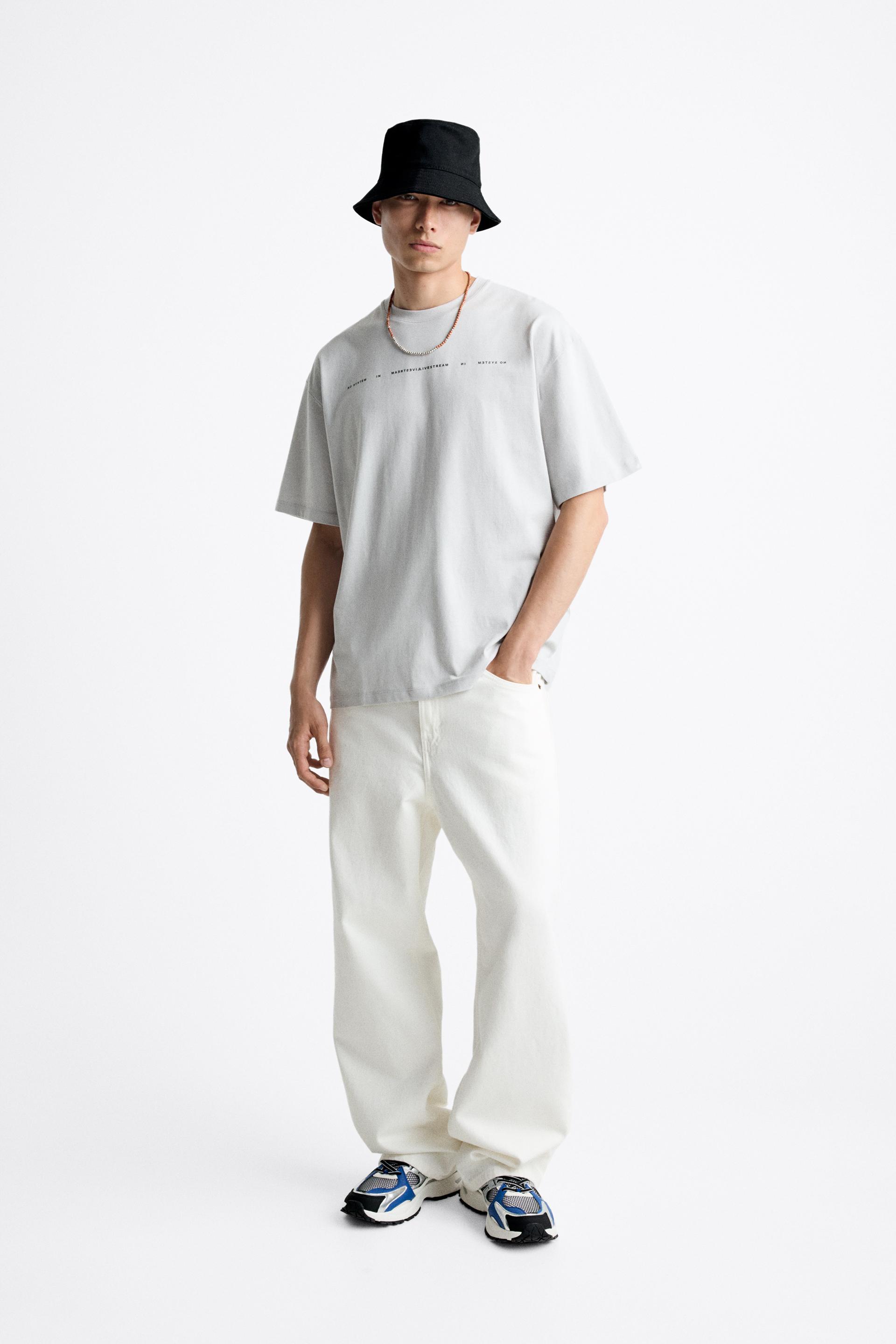 

СЕРЕБРЯНАЯ ФУТБОЛКА С ПРИНТОМ